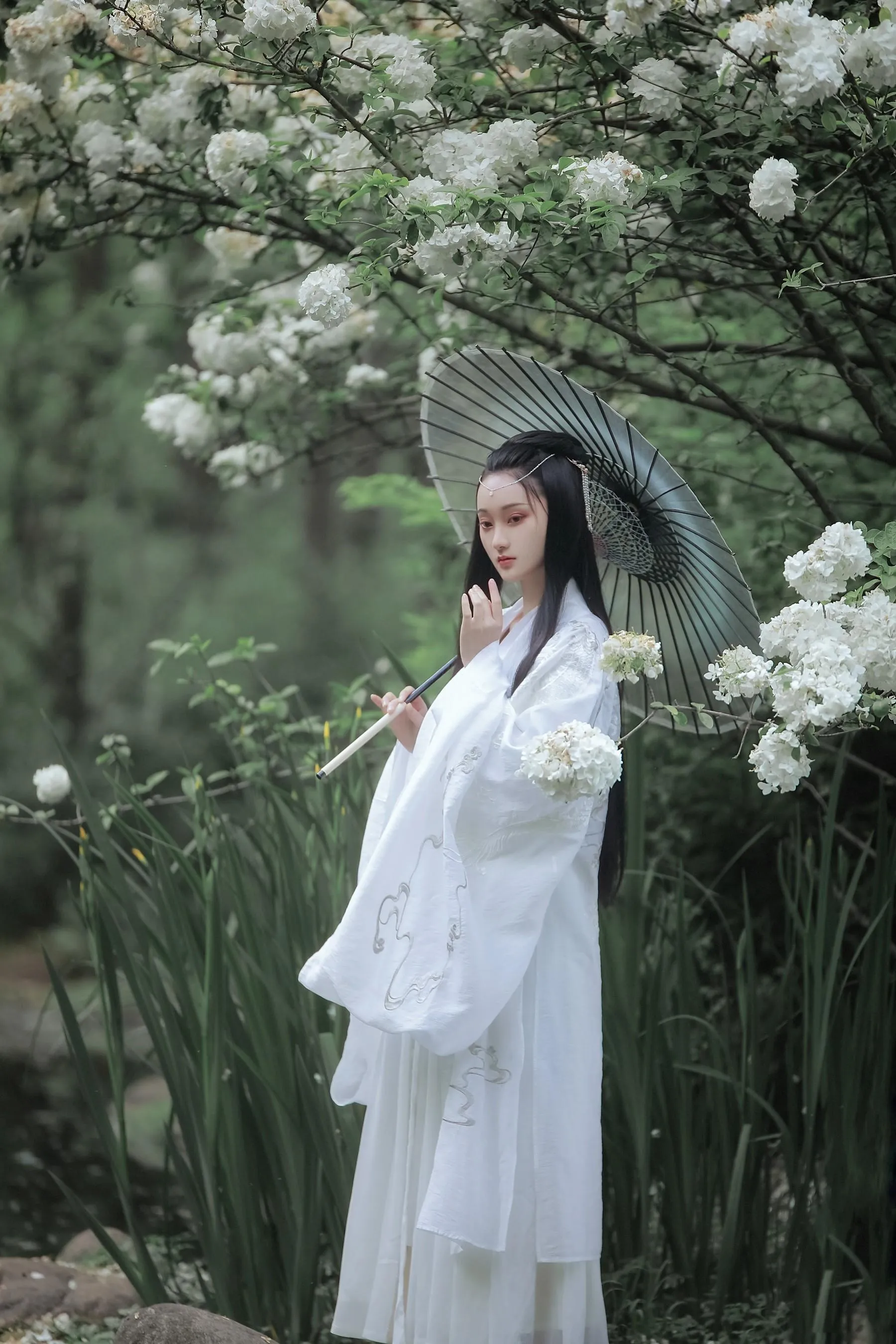 [艺图语] 2022.06.15 琼花并貌 云之是小狐狸吖 [22P]插图9